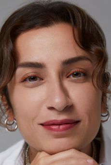 Изображение актера Burcu Alptekin