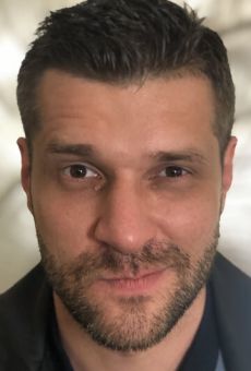 Изображение актера Антон Романов