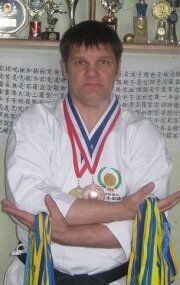 Изображение актера Владимир Караван