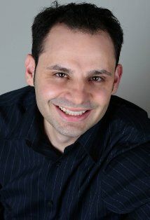 Изображение актера Yaron Urbas