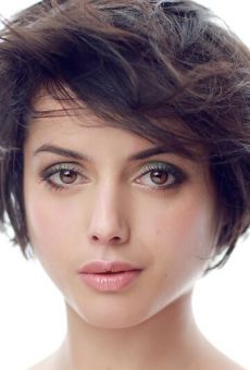 Изображение актера Амрита Ачария