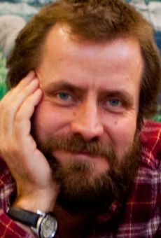 Изображение актера Люсьен Кастен-Тэйлор
