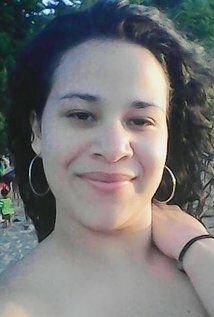 Изображение актера Angie Velazquez