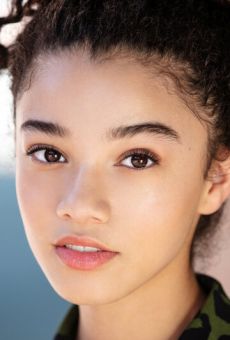 Изображение актера Malia Baker