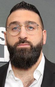 Изображение актера Sinan Farhangmehr