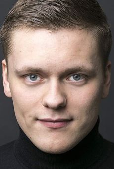 Изображение актера Aron Már Ólafsson