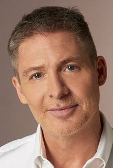 Изображение актера Адриан Суар