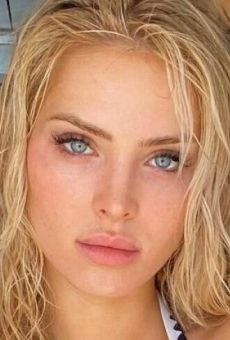 Изображение актера Саксон Шарбино