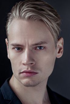 Изображение актера Ярослав Дронов