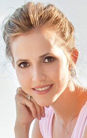Изображение актера Алина Сомова