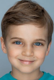 Изображение актера Дариил Комлев