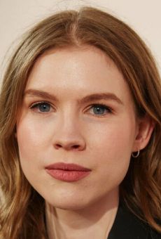 Изображение актера Ив Коннолли