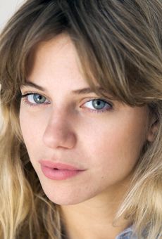 Изображение актера Хустина Бустос