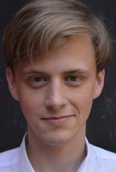 Изображение актера Артем Кузьмин