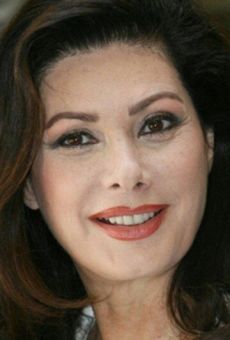 Изображение актера Эдвиж Фенек