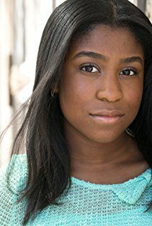 Изображение актера Lyric Ross