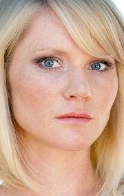 Изображение актера Тара Бак