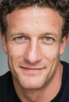 Изображение актера Майк Эдвард