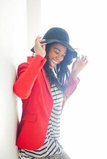 Изображение актера Фелиция Симон