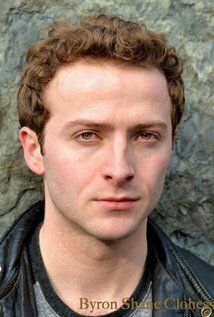 Изображение актера Байрон Клохесси
