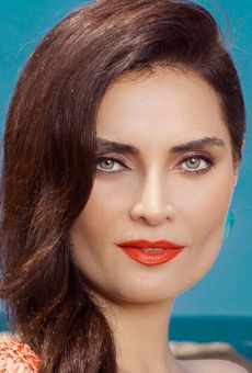 Изображение актера Бетюль Шахин