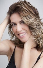 Изображение актера Мария Клара Гейрос