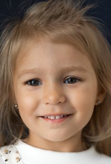 Изображение актера Алиса Каримова