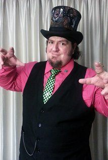 Изображение актера Neal Jones