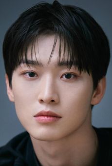 Изображение актера Ли Сан-хон