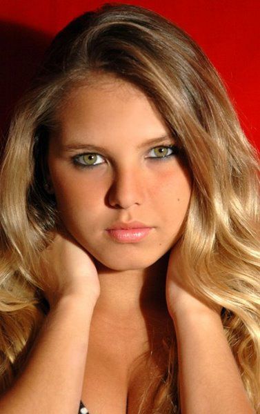 Фото №2 Лоизи Д’Туани