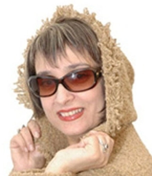 Лала Мнацаканян