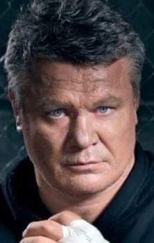 Олег Тактаров