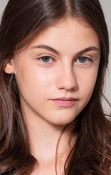 Эстефания Джил