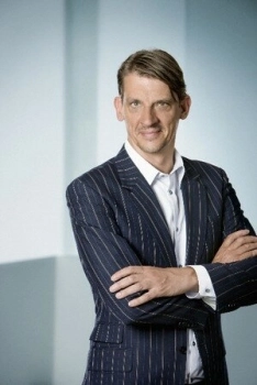 Петер Ван ден Бегин