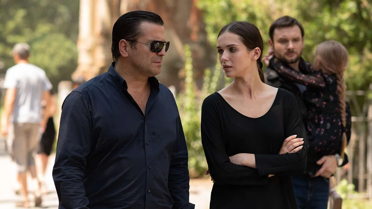 За семью печатями (2024) смотреть онлайн ({year})